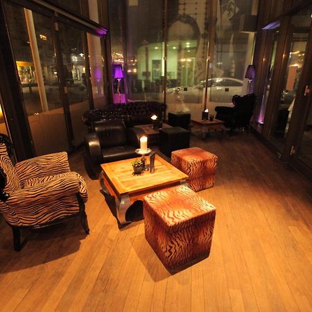 Hotel Mariotto Am Burghof 로라흐 외부 사진